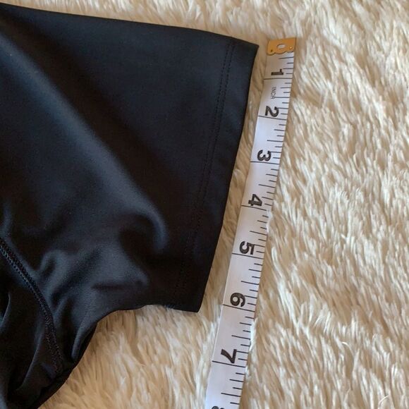 Spyder black active wear crop top size medium - Picture 16 of 16